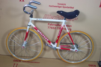 Kunst Maschine Modell WALTHER